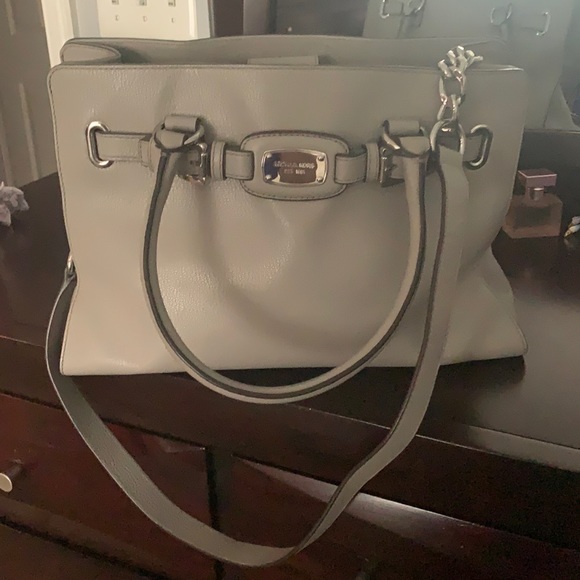 Michael Kors Handbags - Michael Kors Purse